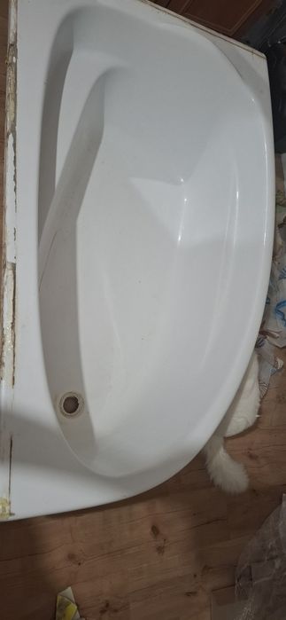 Акрилова ванна б/в, 148см*93см