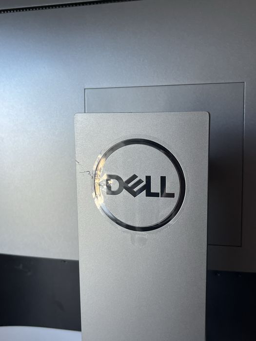 Monitor da DELL 24”