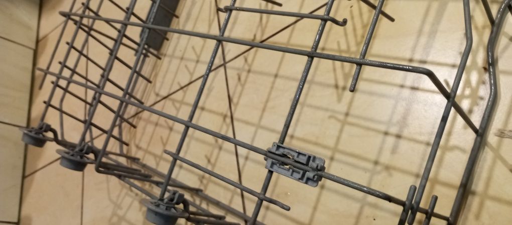 dolny kosz zmywarki hotpoint Ariston  60cm , kosz na sztućce 60 cm