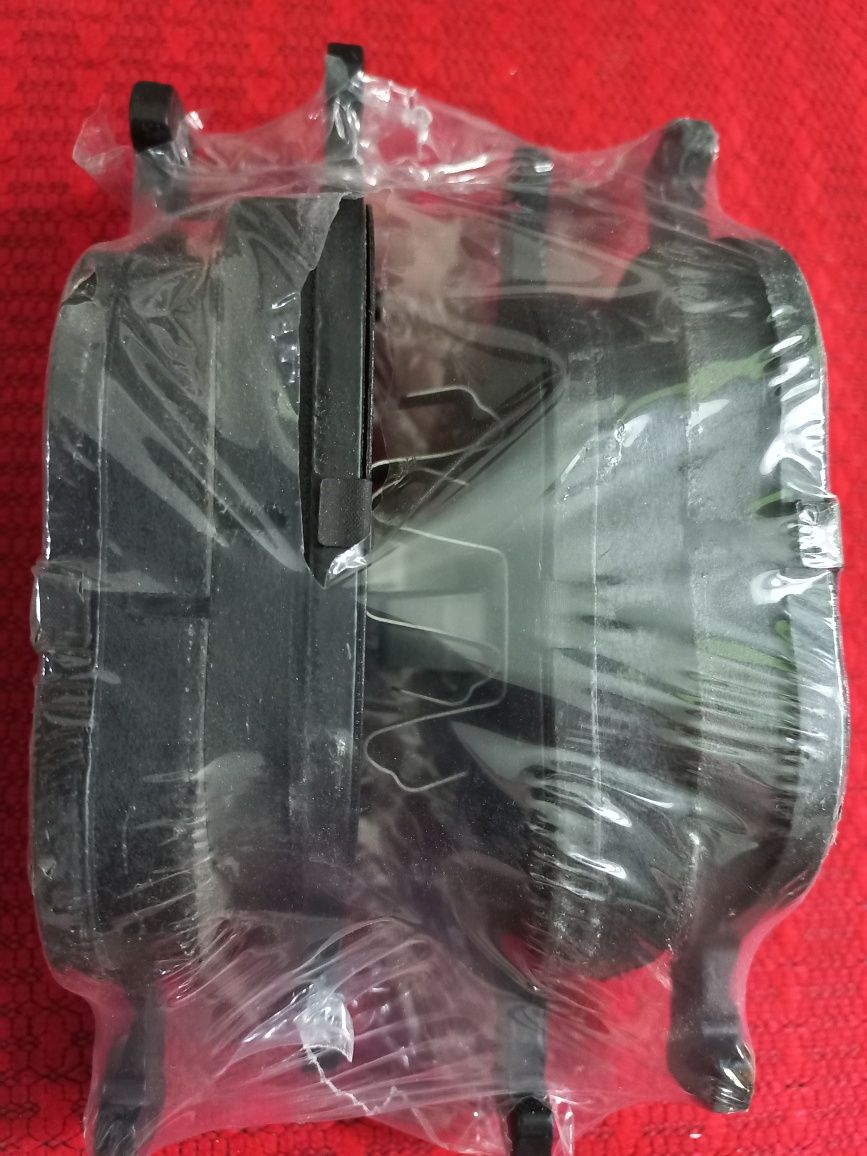 Колодки гальмування Ford Transit (Connect) 05P906