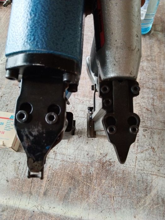 Цвяхозабивач пневматичний степлер на цвяхи штифти шпильки оригінал