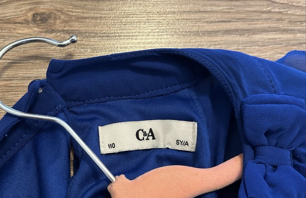 Sukienka chabrowa plisowana C&A 110