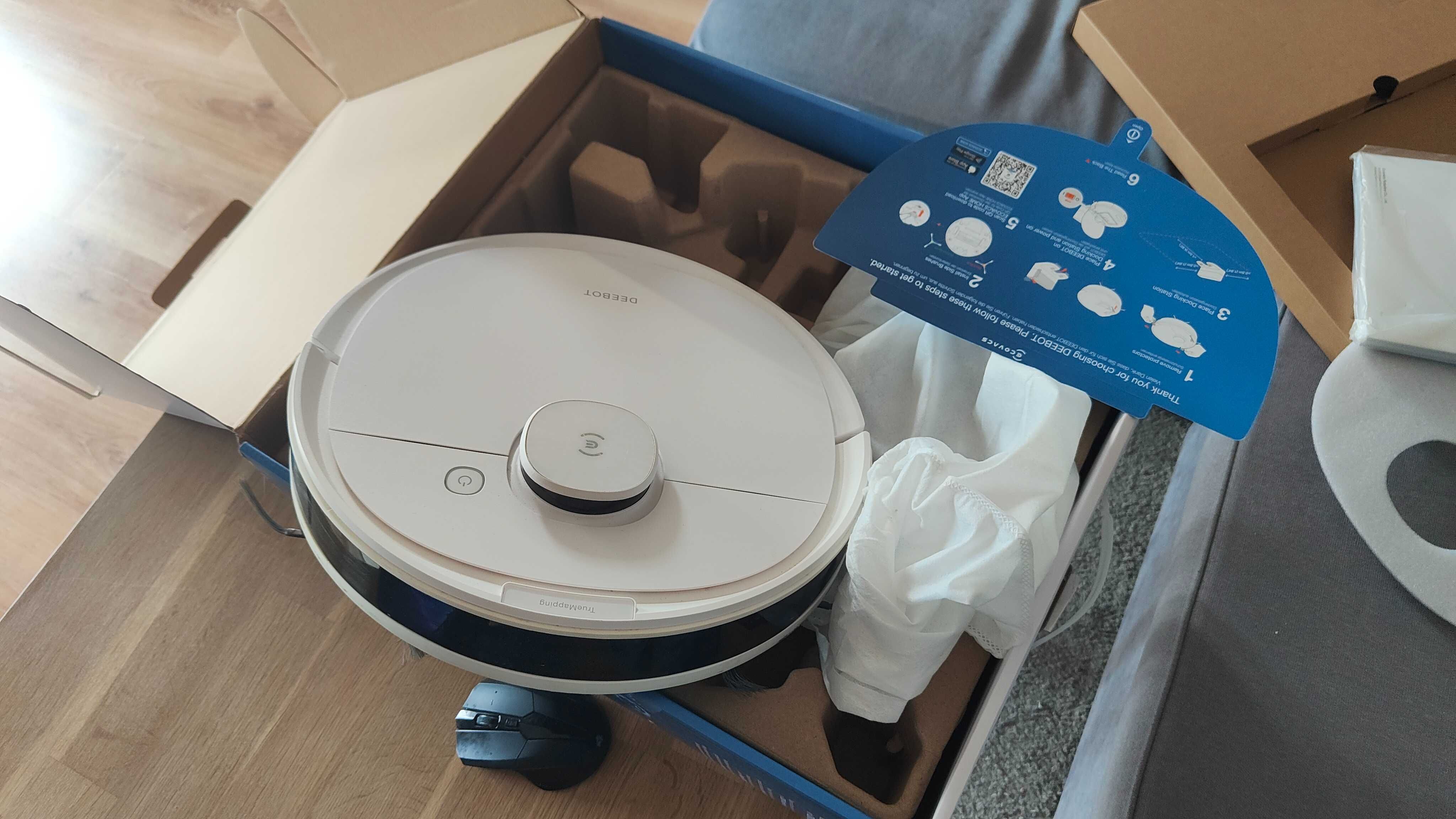Robot sprzątający Ecovacs DEEBOT OZMO N8 biały