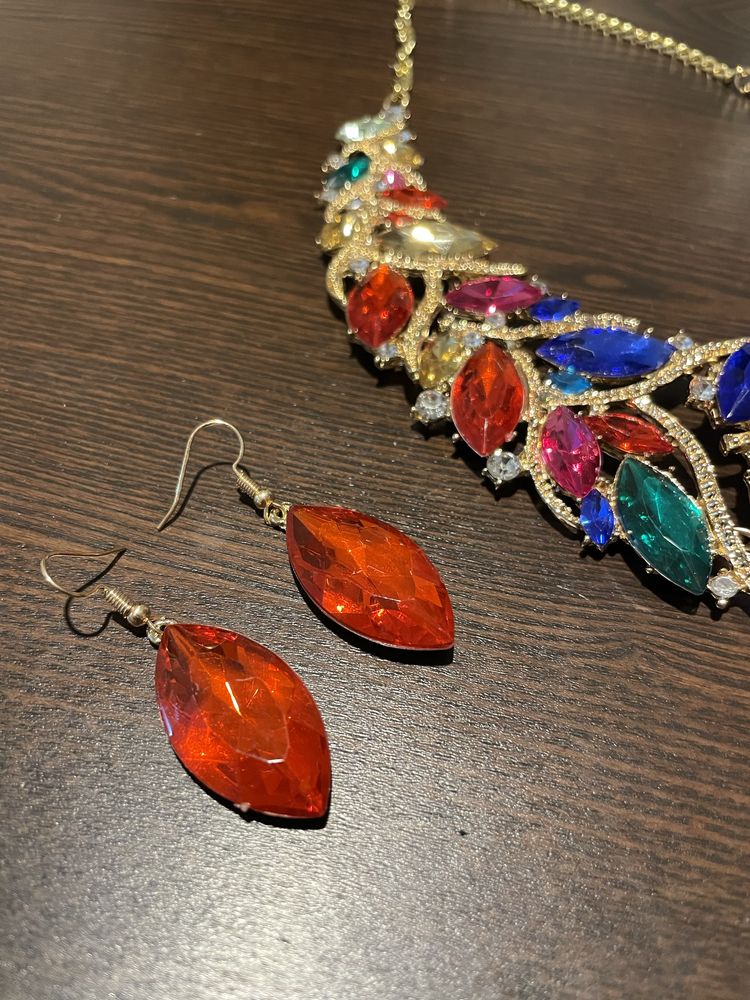 Conjunto Colar e Brincos