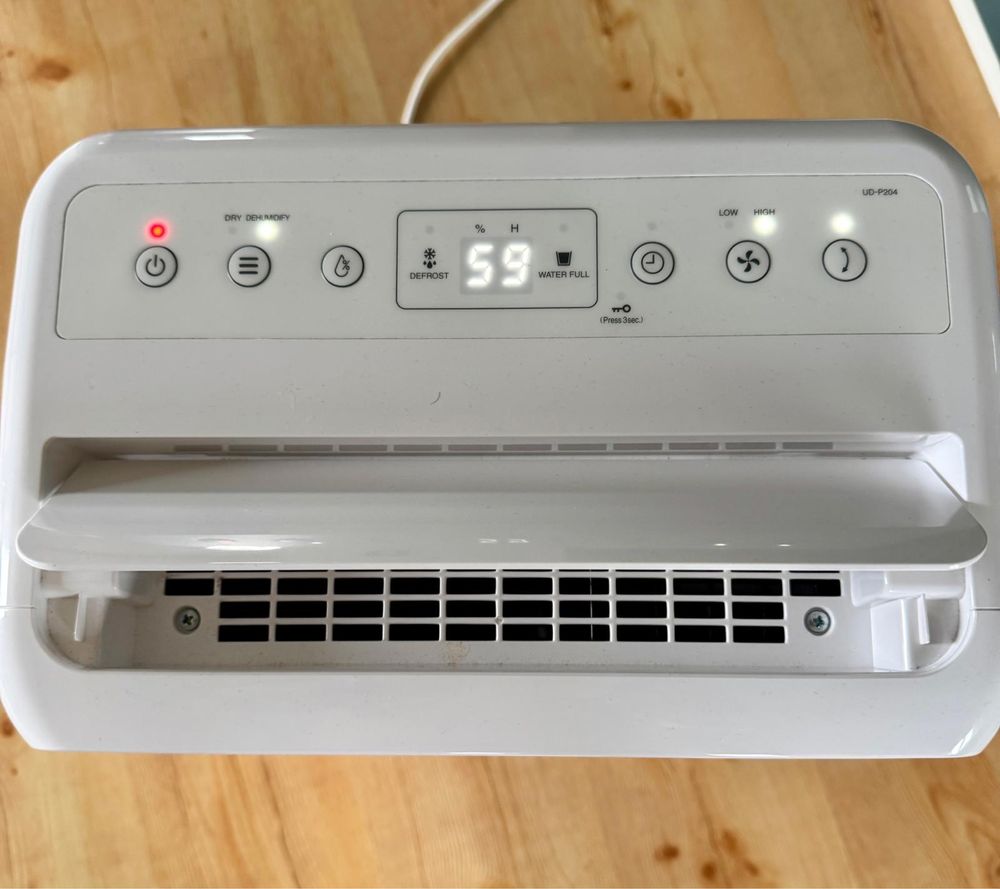 Osuszacz powietrza SHARP UD-P204P-W