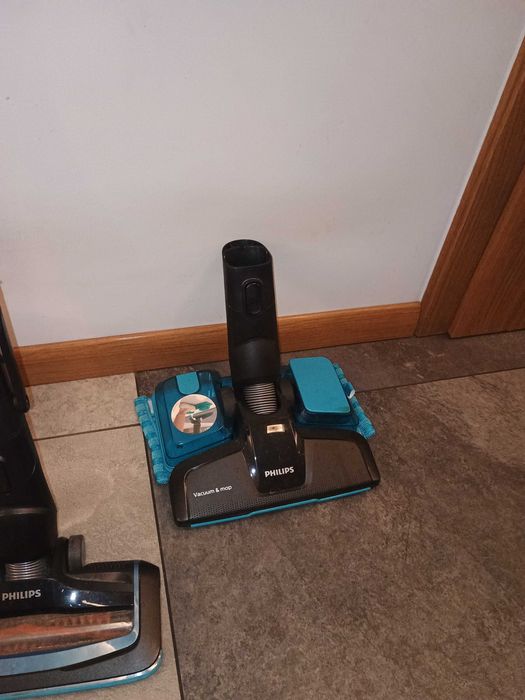 Odkurzacz myjący z mopem PHILIPS Aqua 5000 w super stanie
