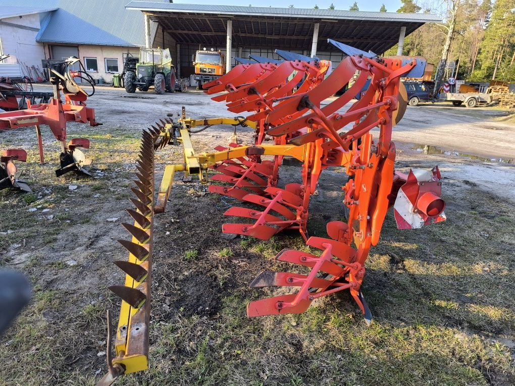 Pług Kuhn Vario master 4 skibowy Vario max 2metry orki