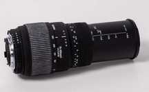 Teleobjetiva Sigma 75-300mm( 105-450mm) para Nikon digital