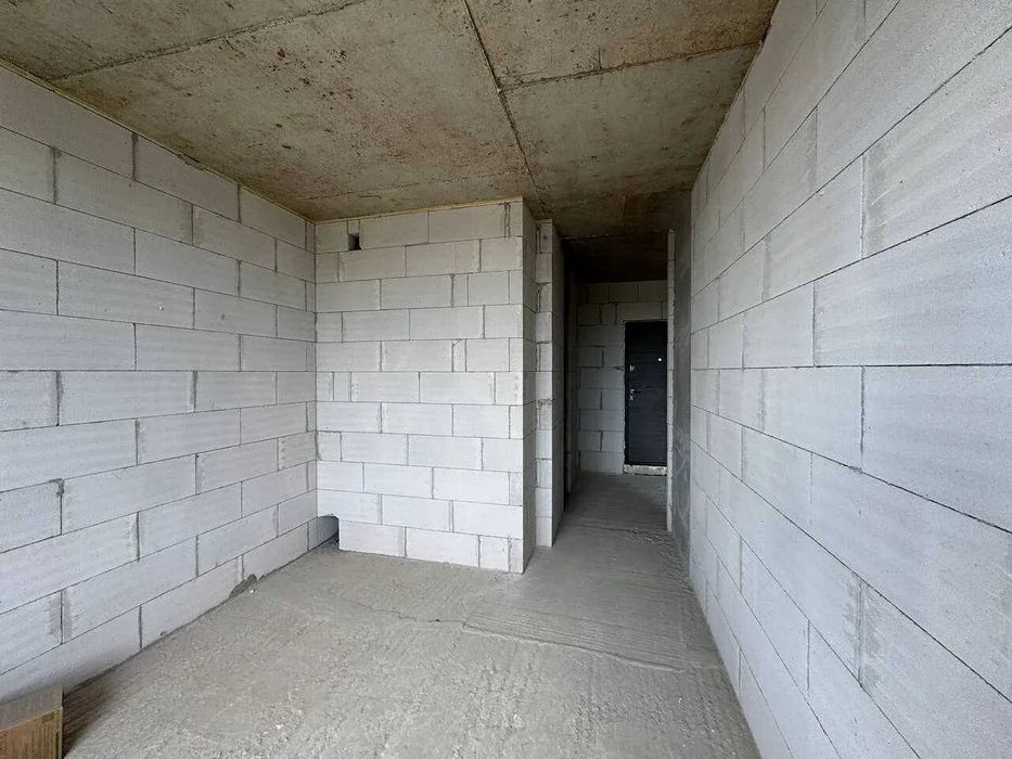 Терміново! Однокімнатна з панорамним видом!