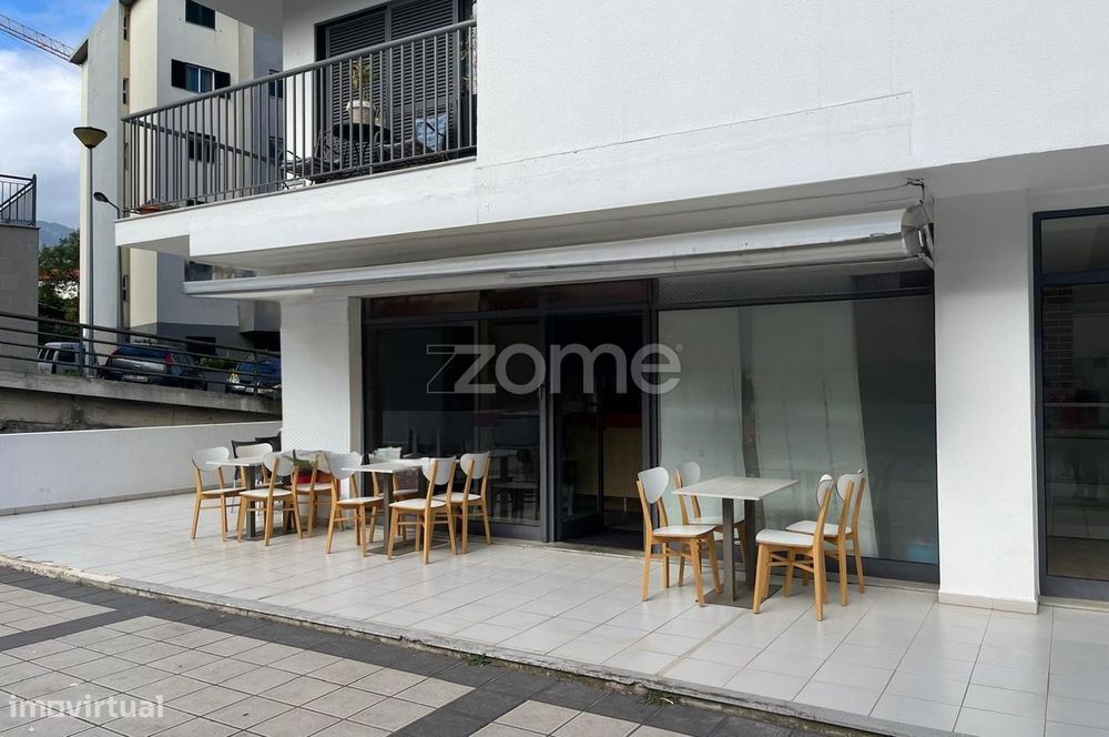 Trespasse Espaço de Restauração/Pizzaria nos Barreiros 25000€