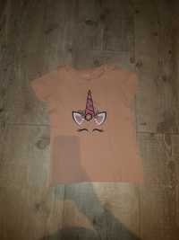 Pudrowo różowa bluzka T-shirt z jednorożcem Sinsay 140