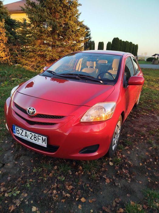 Toyota Yaris Sedan 1.5 Benzyna AUTOMAT Pierwszy właściciel