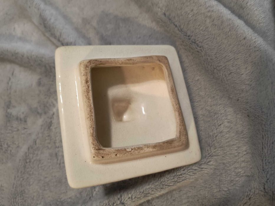 Pojemnik kuchenny fajans Włocławek USZKODZONY