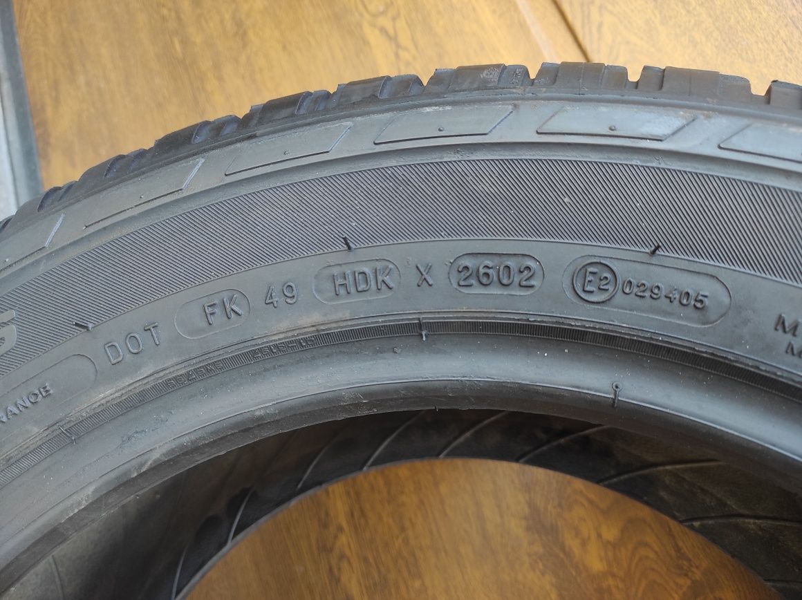 M Opona MICHELIN Synchrone 4x4 215/60R16