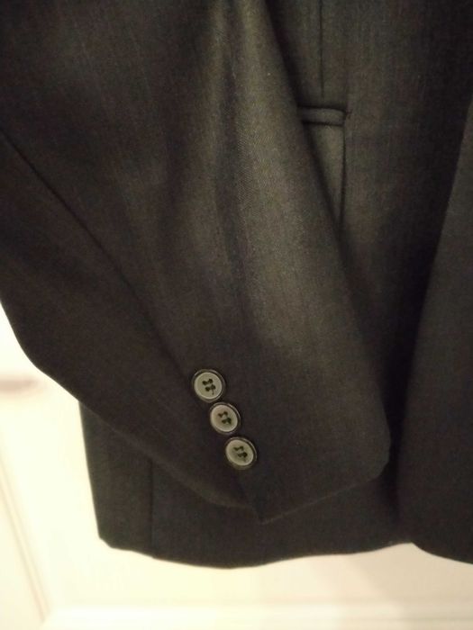 Czarny klasyczny garnitur męski (M/46)