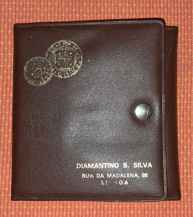 Conjunto lote bolsa + 10 moedas de coleção