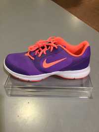 Obuwie Nike damskie CORE MOTION TR rozmiar 37.5