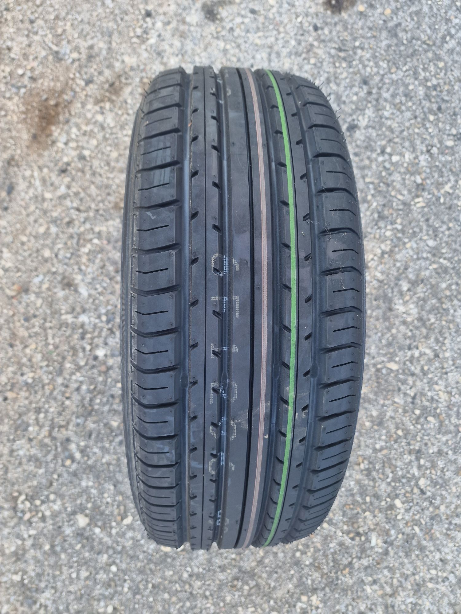 Pneu e jantes YOKO HAMA 205/55 R16 91V

805/55 R16 91V