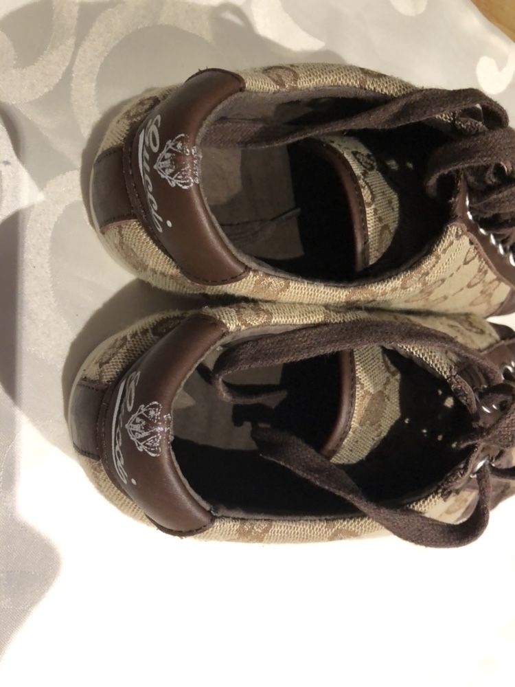 Buty Gucci uni rozmiar  40