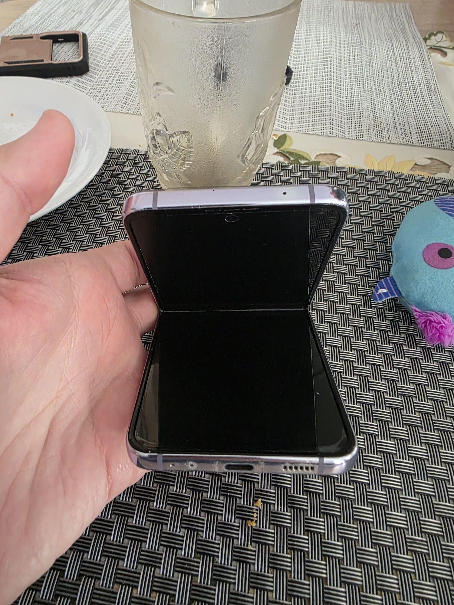 Samsung  Z Flip 4 8GB/256Gb