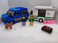 LEGO® 60117 City - Van z przyczepą kampingowa