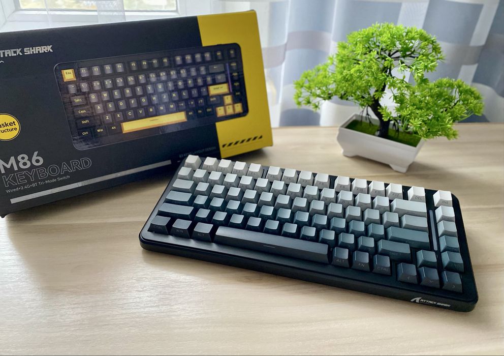 Нова бездротова механічна клавіатура Attack Shark M86
