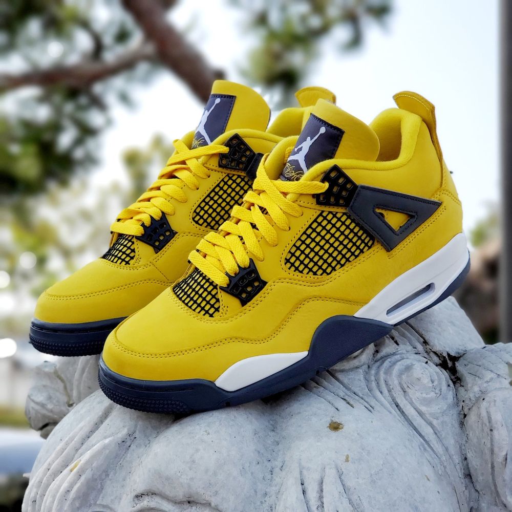 Кросівки Air Jordan 4 Retro Lightning Tour Yellow Джордан жовті ретро