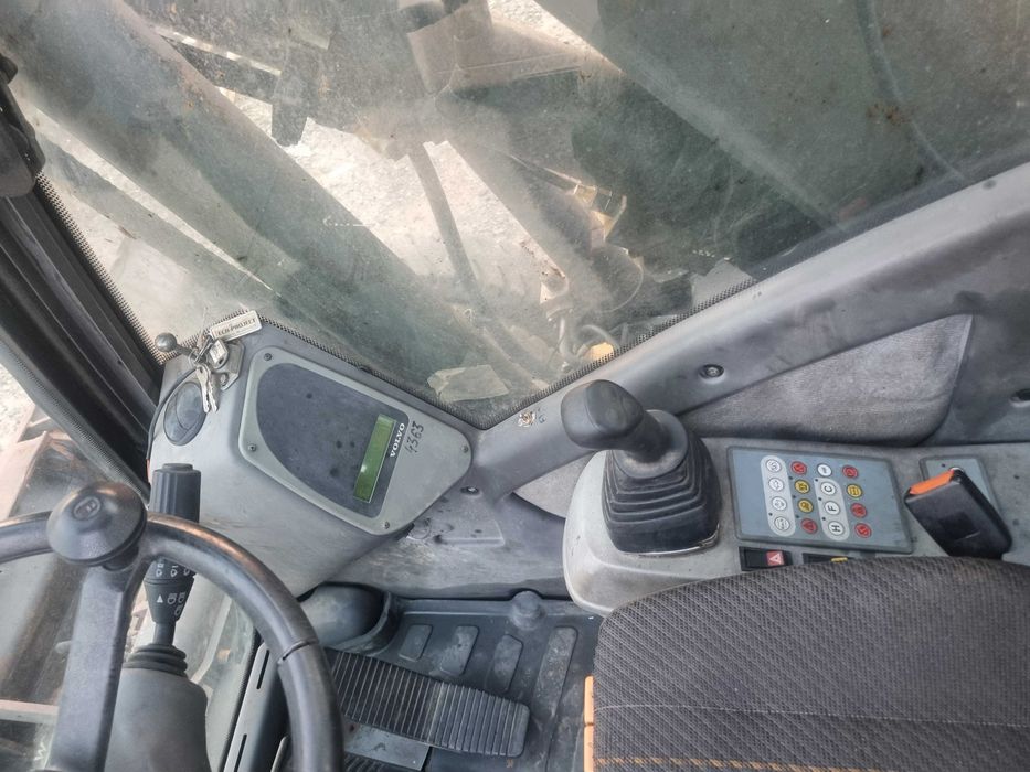 Koparka Volvo EW 140  z dopłatą zamienię na  4-ośkę