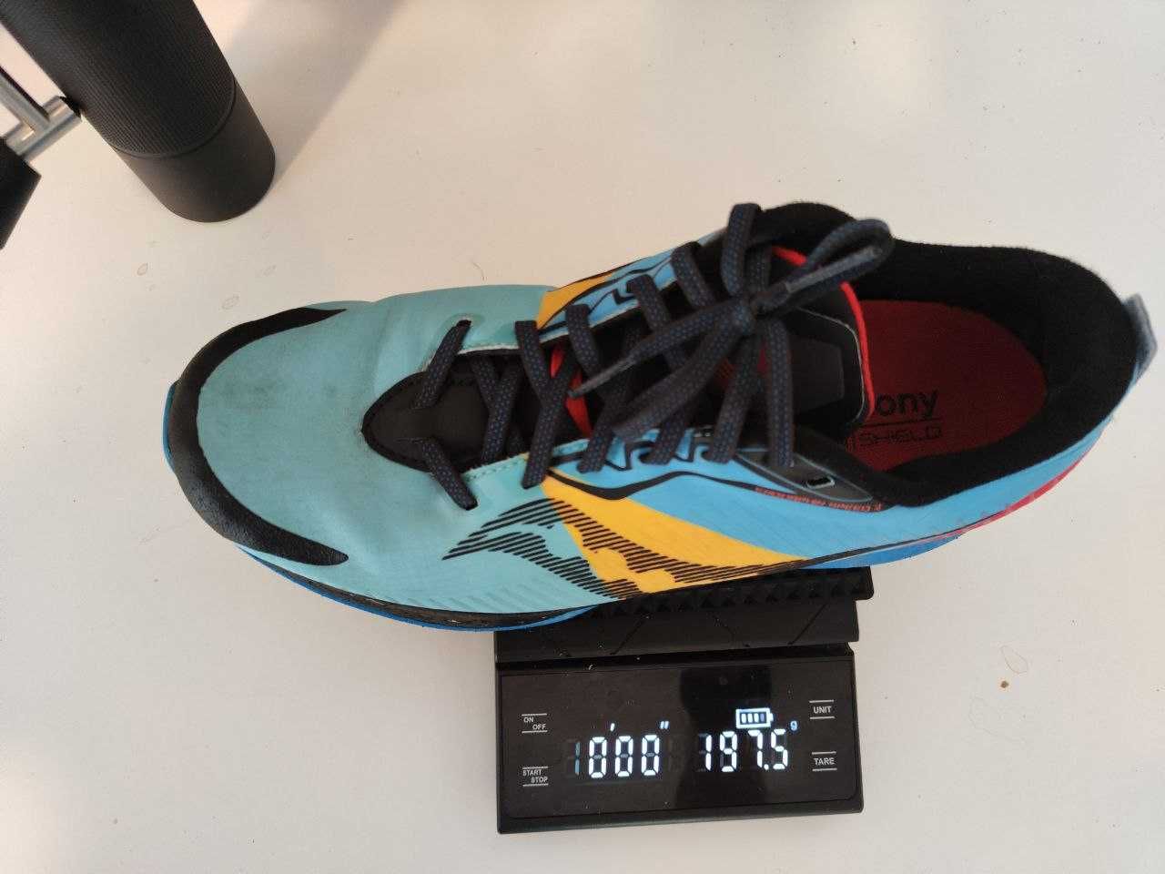 Saucony Endorphin Speed Runshield, rozmiar 41