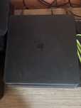 Konsola Ps4 slim