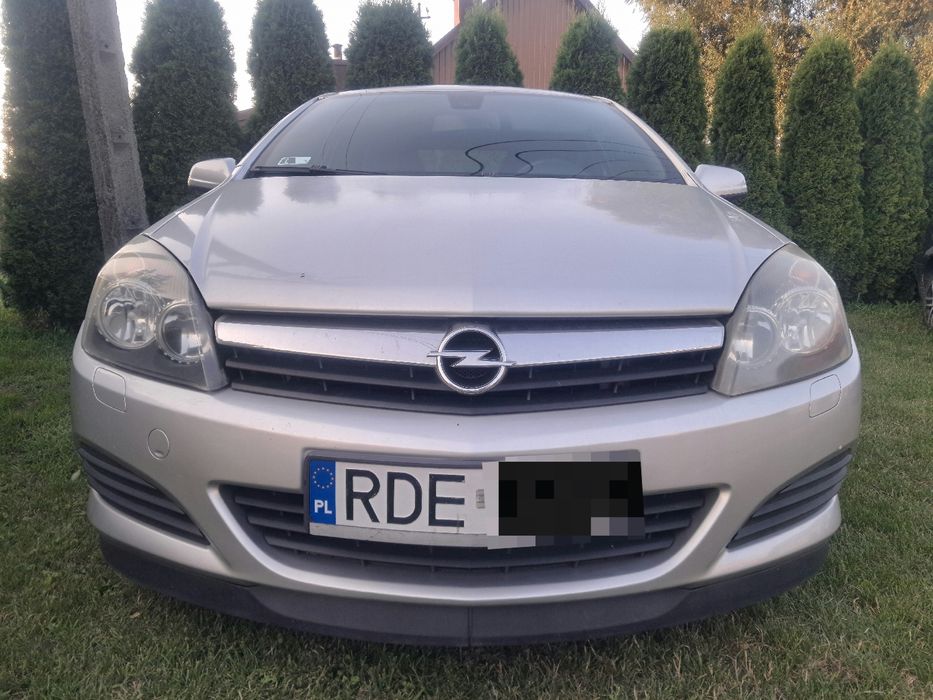 Opel Astra H GTC 2005 1.6 benzyna