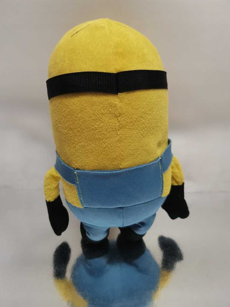 Minionek STUART maskotka Minionki plastikowe gogle 30cm minion