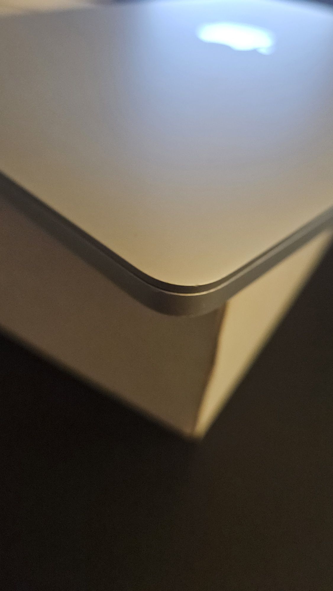 Macbook Pro A1708 i5 8GB RAM