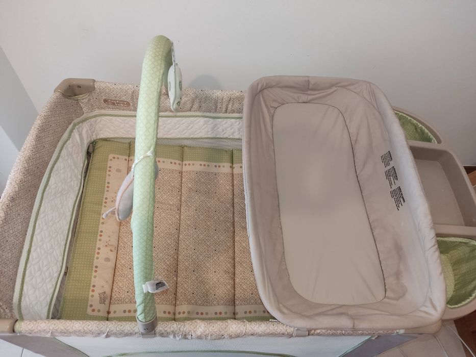 Berço/parque/fraldário em muito bom estado. 

3 em 1