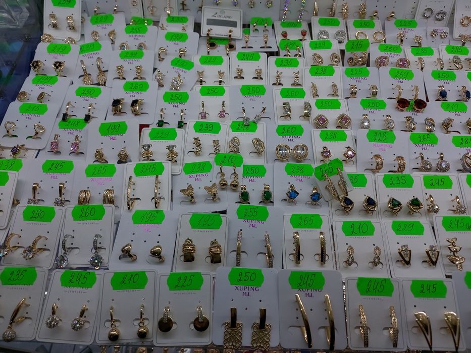 Ван Кліф,Van Cleef, медичне золото, Ван клиф прикраси, браслети, сереж