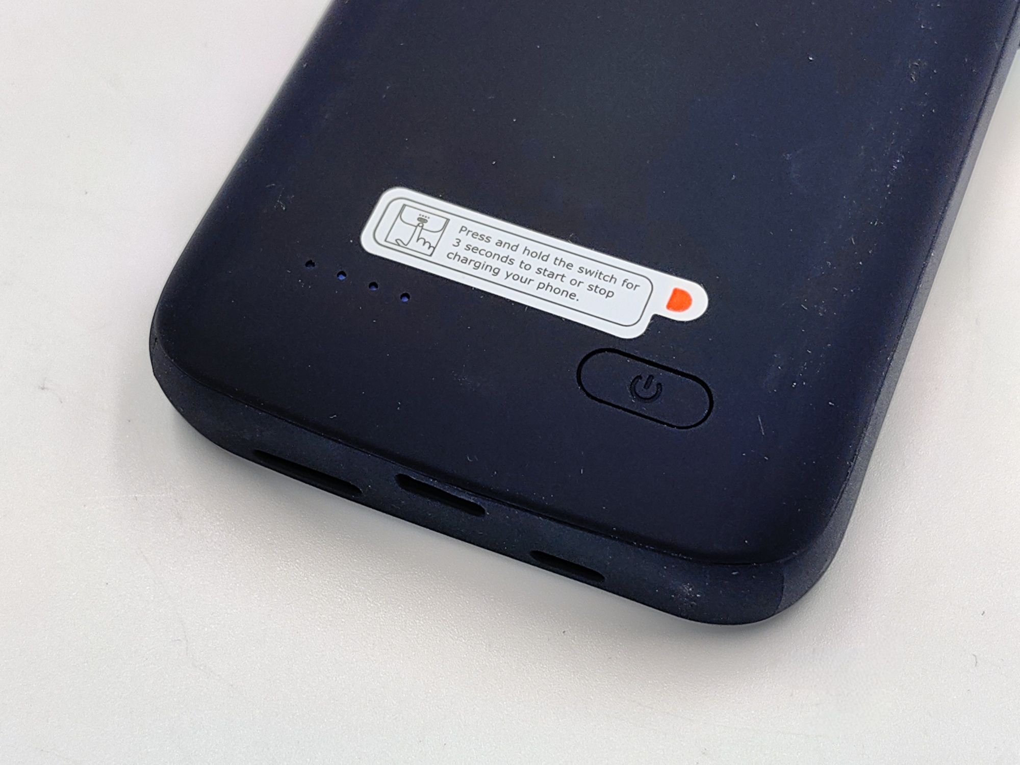 Etui z wbudowaną baterią (Battery Case) do IPhone'a 15 i 15 Pro