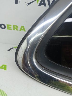 Боковая форточка хром правая JEEP CHEROKEE 14- 68224804AA