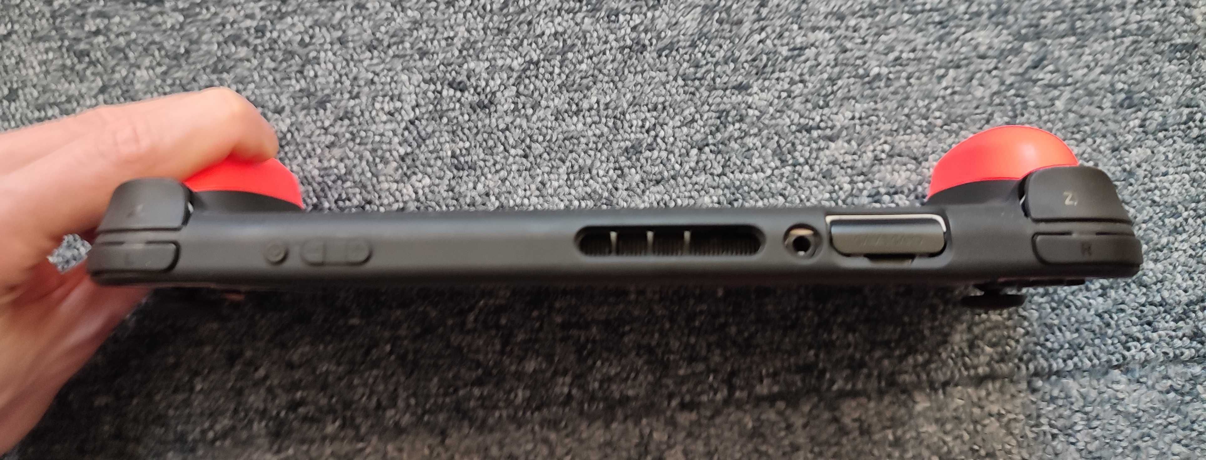 Grip i pokrowiec od Skull & Co do Nintendo Switch V1.