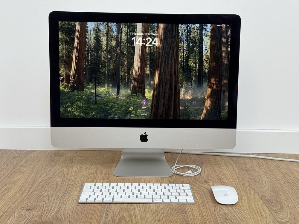 iMac 21,5” macOS Sequoia 15.5 + 16 GB RAM + klawiatura i mysz Apple