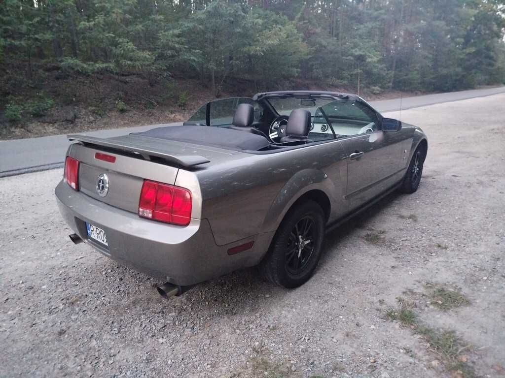 Ford Mustang 4.0 automat Cabrio