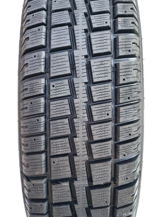 Шини зимові 245/70 R16 107Q резина зимова GALAXIE GLOB-GUM Poland
