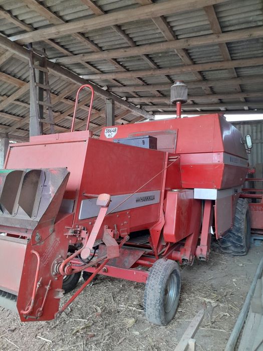 Продам комбайн MF 307