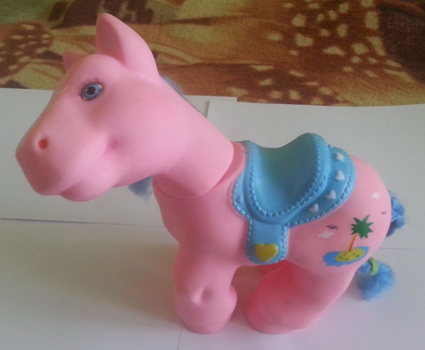 duży kucyk typu My Little Pony konik z pięknymi włosami 30 cm różowy