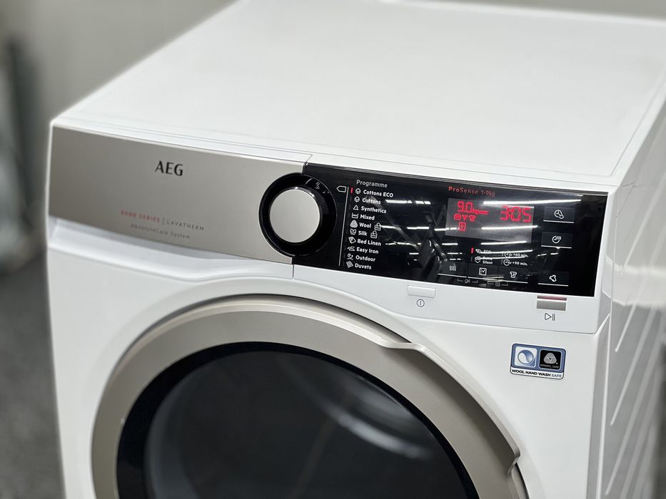 Сушильна машина AEG 8000 Series T8DEK946E