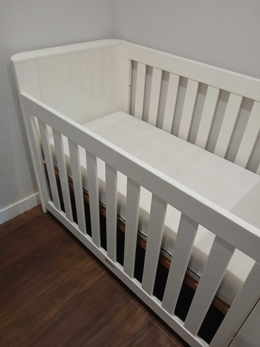 Berço para bebe (marca: TRAMA)