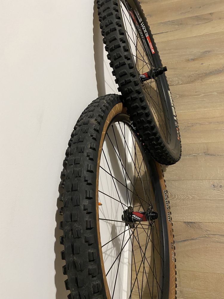 Koła 29 mtb enduro dh boost DT Swiss arc xd is MAXXIS dhf dhr Tubolito