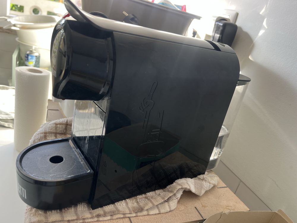 Máquina de Café Bialetti a cápsulas – Excelente estado