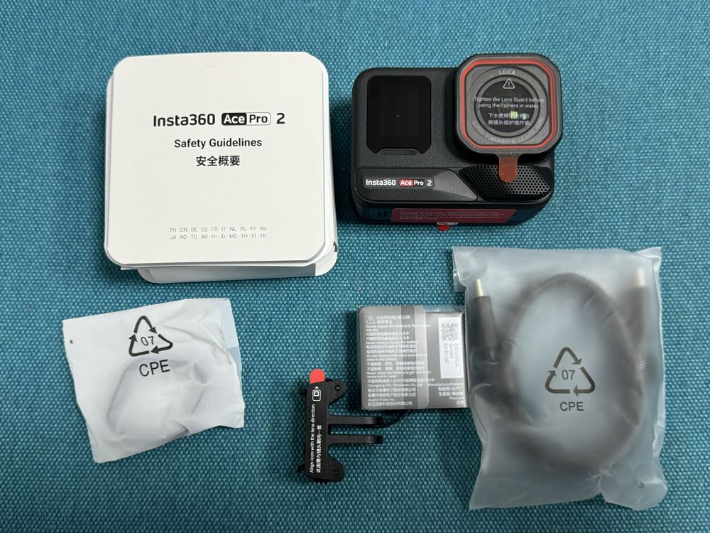 Екшн-камера Insta360 Ace Pro 2