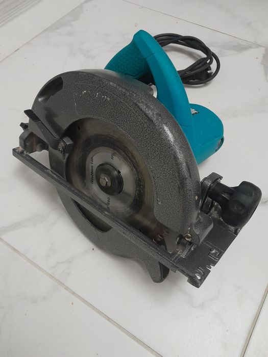 Електро инструмент