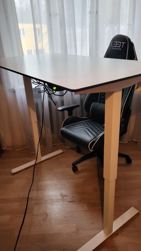 Biurko elektryczne